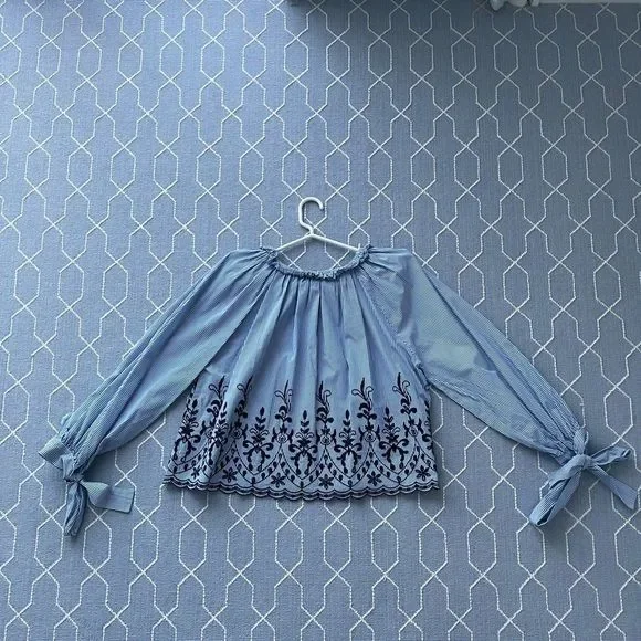 Zara Trafaluc Blue Striped Eyelet Embroidered Tie Sleeve Top Blouse Size M Boho - Picture 5 of 5